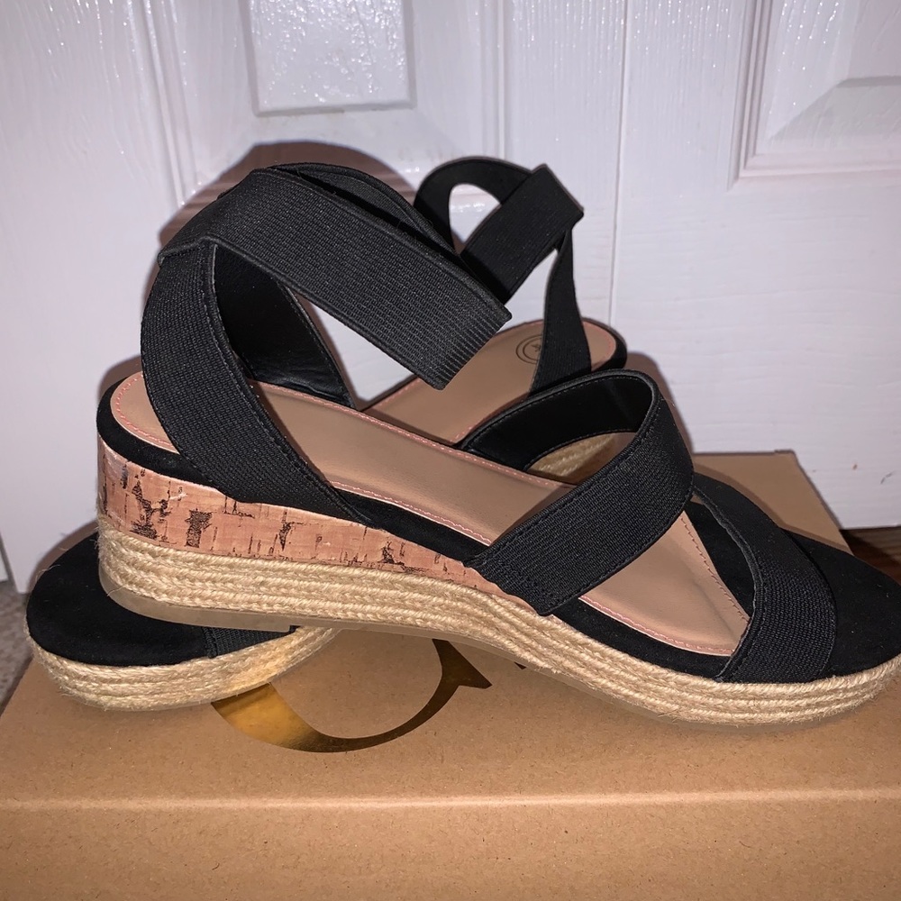 Black Platform sandles